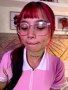 Czat XXX na żywo – Emma_duff