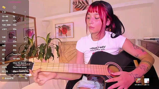 צ'אט XXX בשידור חי של Emma_duff
