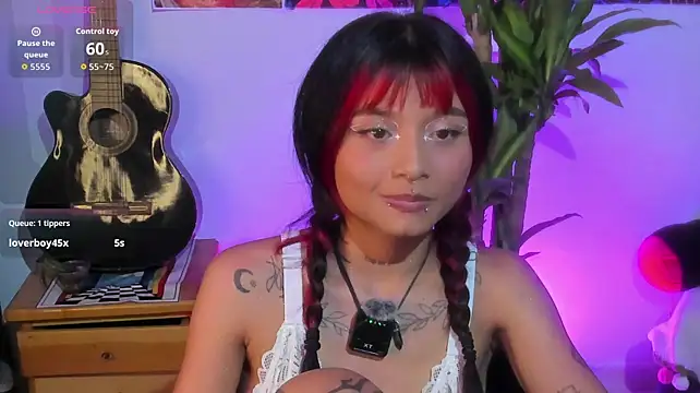 XXX chat uživo modela Emma_duff
