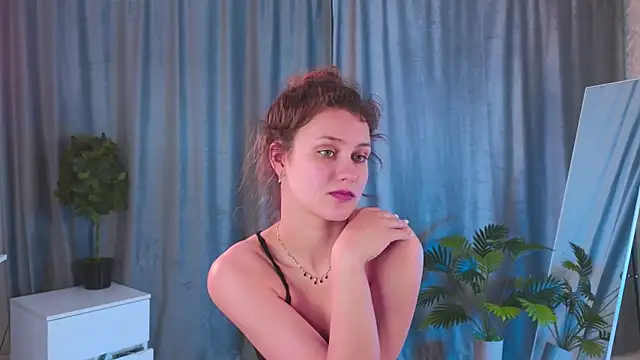 FoxFever's Live XXX Chat