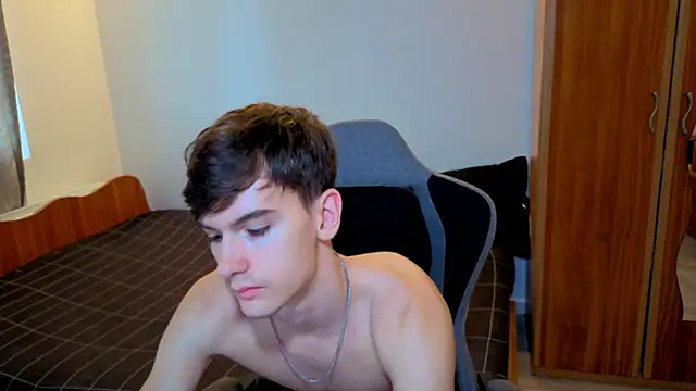 BradyFlint Webcam show