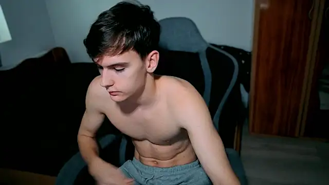 BradyFlint Webcam show