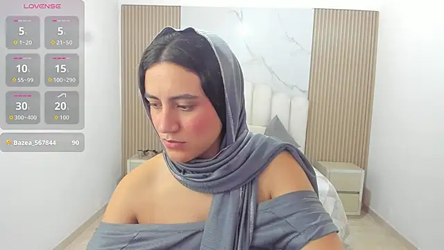 Aziz_daud's Webcam Show