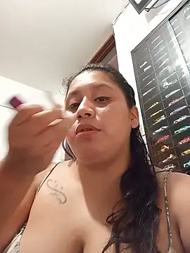 laurita_goloza39's Live XXX Chat