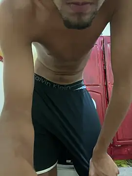 yoryy07 Webcam Show