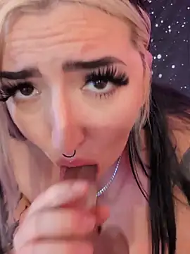 ImKatMeow's Webcam Show