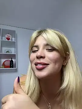 _Alicee_1 élő XXX-chatje