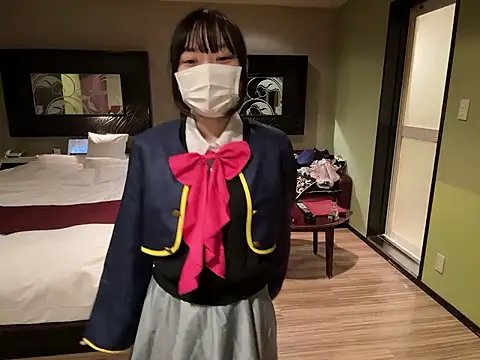 Pokazy przed kamerką – pinkudayo_girl