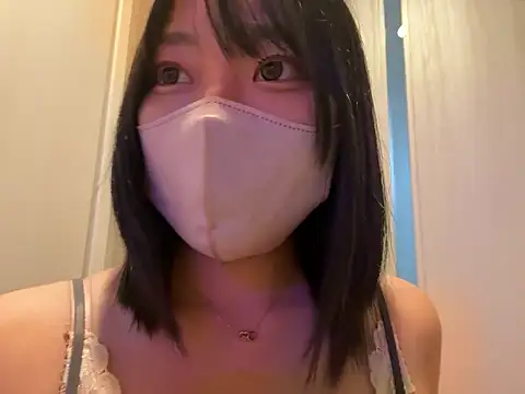 Pokazy przed kamerką – pinkudayo_girl