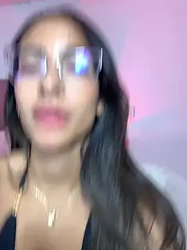 Chat +18 de elegant__rouse ao vivo
