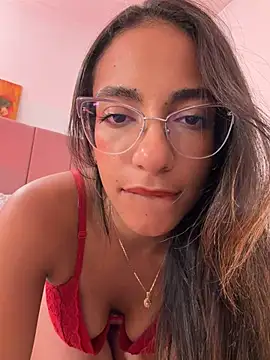 Chat +18 de elegant__rouse ao vivo