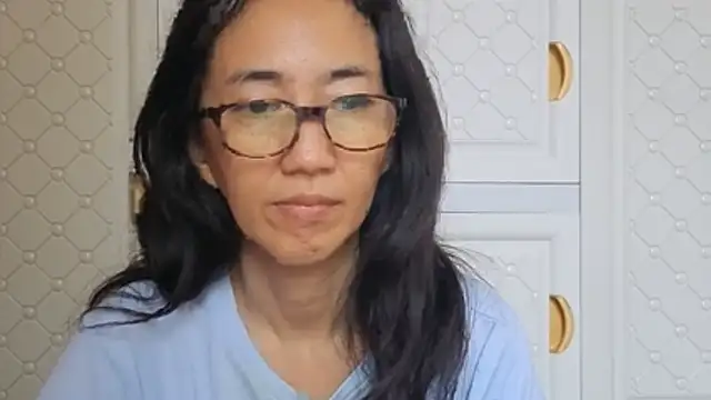 ClitGodess' Live XXX Chat
