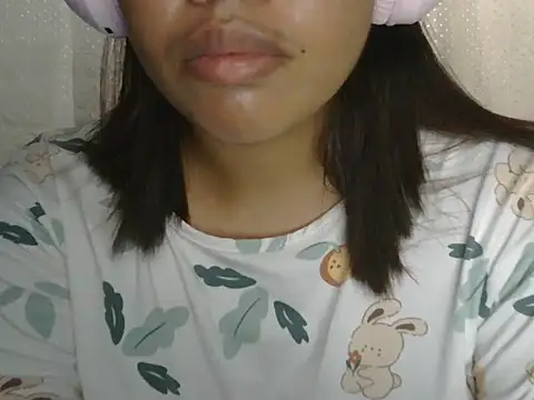 ChubbyButty XXX чат на живо