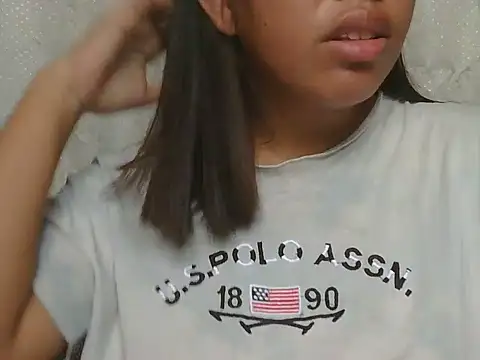 ChubbyButty Live XXX-Chat