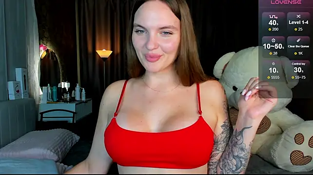LeyaKale Show in webcam