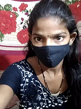 Chat +18 de Itz_Aisha__ ao vivo