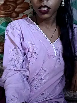 Chat +18 de Itz_Aisha__ ao vivo
