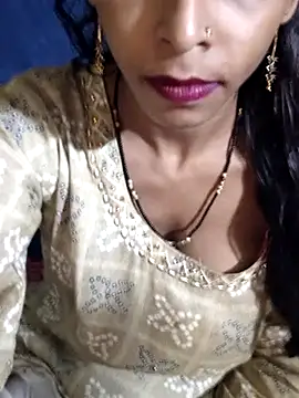 Chat +18 de Itz_Aisha__ ao vivo