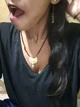 Itz_Aisha__'s Live XXX Chat