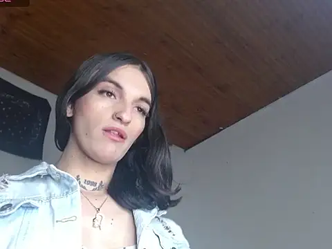 Scarlett_crastrawberry's Webcam Show