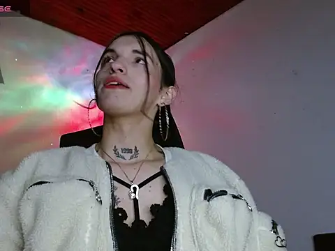 Show modela Scarlett_crastrawberry na web-kameri