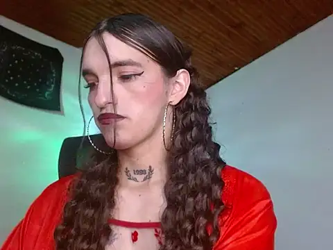 Scarlett_crastrawberry – webcam-show