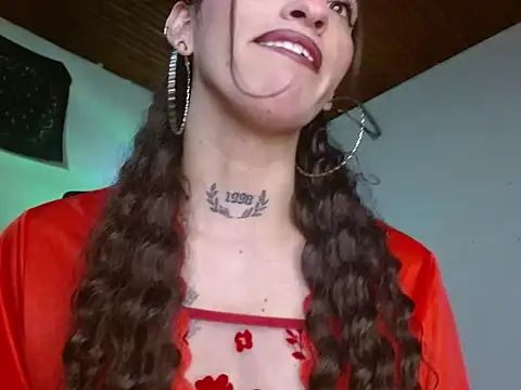 Scarlett_crastrawberry 现场性爱视讯表演