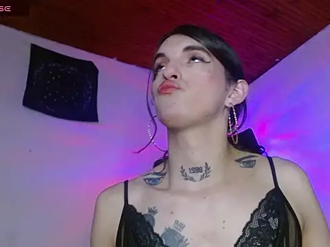 Scarlett_crastrawberry's Webcam Show