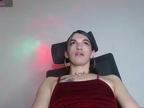 Scarlett_crastrawberry's Webcam Show