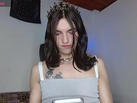 Scarlett_crastrawberry 在線直播表演
