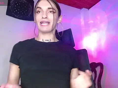 Scarlett_crastrawberry's Webcam Show