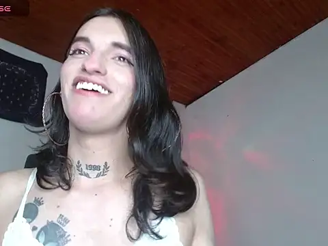 Scarlett_crastrawberry Webcam-Show
