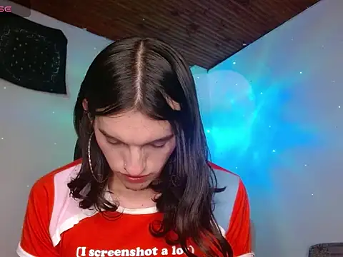 Scarlett_crastrawberry's Webcam Show