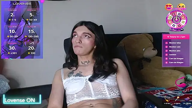 Scarlett_crastrawberry's Webcam Show