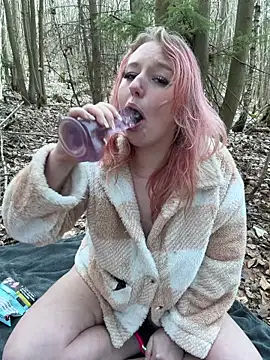 Show modela Onlymiasophie na web-kameri