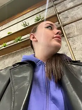 KiraSunshine live XXX chat