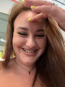 KiraSunshine Chat XXX in diretta