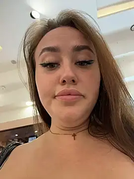 KiraSunshine's Live XXX Chat