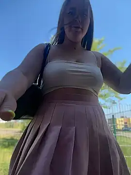 KiraSunshine's Live XXX Chat