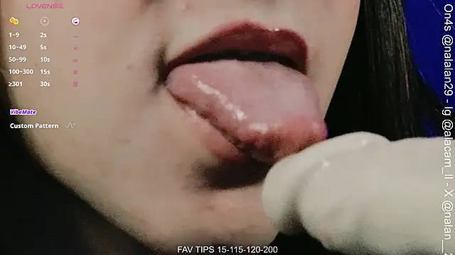Nalan__ 网络视讯表演