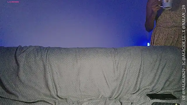 Nalan__ Show in webcam