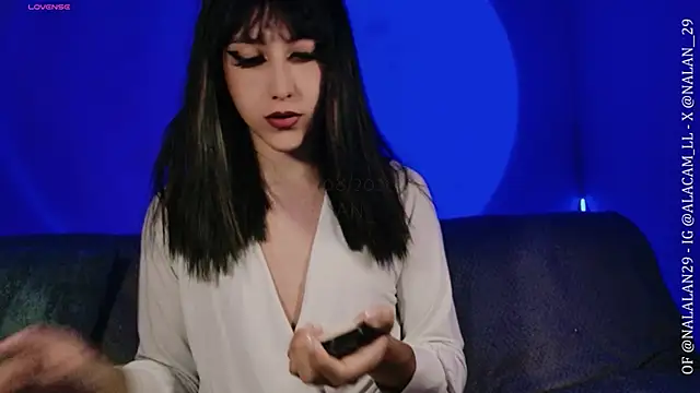 Pertunjukan Kamera Web Nalan__