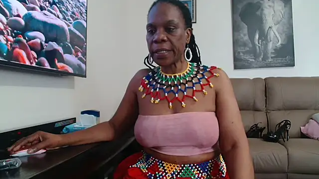 Hotcougar live XXX chat