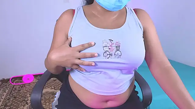 SL_queen1 Show in webcam