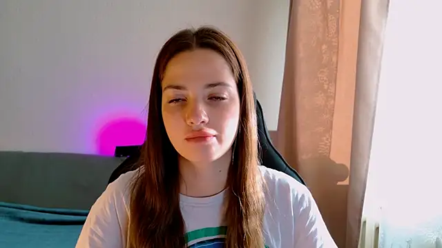KiraVairn Live XXX chat