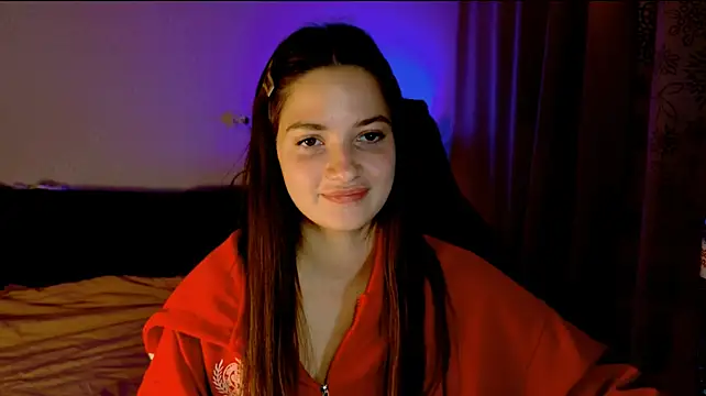 KiraVair Chat XXX in diretta