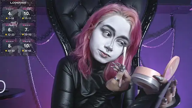 XXX chat uživo modela Navier__