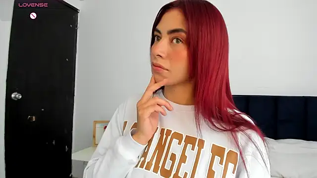 Chat +18 de melanie_roux__ ao vivo