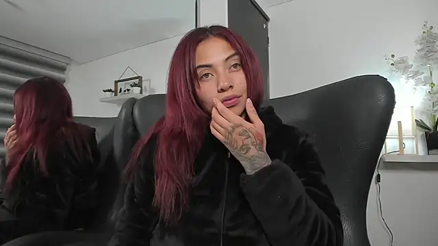 melanie_roux__'s Live XXX Chat