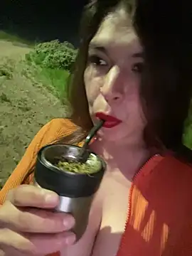 הופעת וובקאם של Labellasex